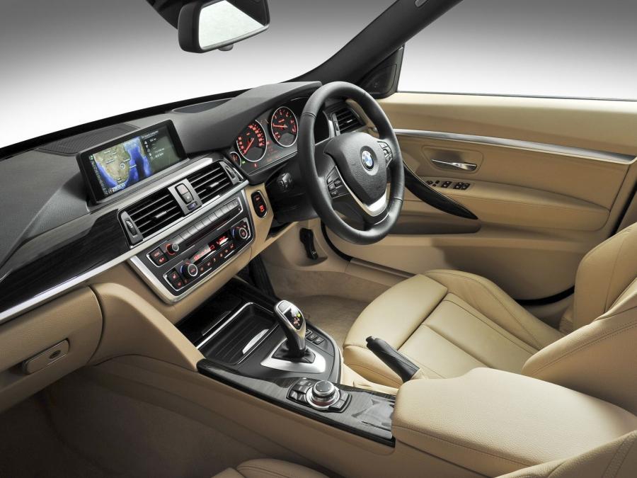 BMW 320d Gran Turismo Luxury Line 2013 года  (ZA) (фото 2 из 16)